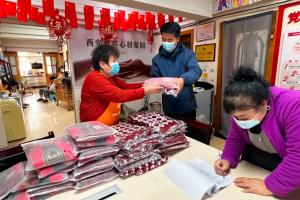 【社会责任】球衣汇爱 餐暖童心 这场双向奔赴仍在续写