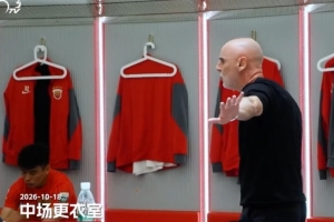 海港vs蓉城中场休息穆斯卡特喊话：对手就想保持比分让时间流逝
